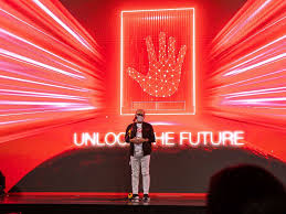 Menurut direktur utama telkomsel, hendri mulya syam logo baru ini menandai babak baru telkomsel. Berusia 26 Tahun Telkomsel Luncurkan Layanan 5g Pertama Di Indonesia