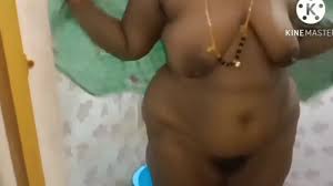 Tamil Desi aunty show our boobs and washing our body with bothroom watch  online