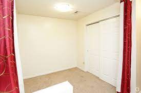 Adventureland Village Apartments Altoona Ia Apartments Com