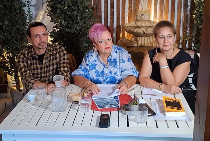 Με μεγάλη επιτυχία η παρουσίαση του βιβλίου «Η νόσος των ουρητηρίων» του  Μιχάλη Αλμπάτη