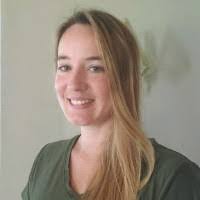 Samantha Washburn's Instagram, Twitter & Facebook