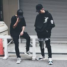 Follow Illumilondon For More Streetwear Collections Illumilondon Kpop Fashion Men Streetwear Tshirt Mens Outfits
