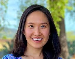 Ling Lin's Instagram, Twitter & Facebook