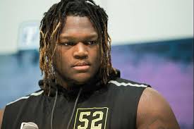 #nfldraft2020 viral isaiah wilson mom snatched gf 0ff live + ceedee lamb snatches phone out gf hand. Watch Isaiah Wilson S Mom Yank His Girlfriend Off The Couch After Titans Draft Him Tigerdroppings Com