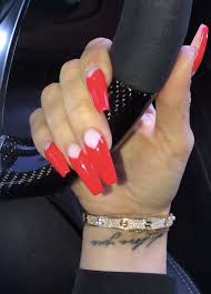 Superstar rihanna has showed off huge nails on social media. Pin By Na On Nails Kardashian Nails Khloe Kardashian Nails Celebrity Nails