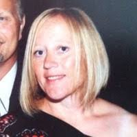 Laura Schank's Instagram, Twitter & Facebook