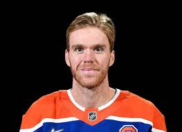 Describe Connor mcdavid in football terms ?