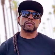 Taylor Hardin (@thetayhard)