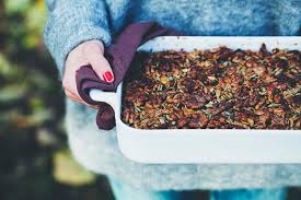 Filled and frosted with fluffy cream cheese frosting, of course. Baked Carrot Cake Oatmeal Green Kitchen Stories