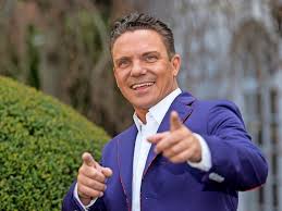 Aktuelle news zu stefan mross: Volksmusiker Stefan Mross Lebt In Wohnmobil Auf Campingplatz