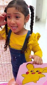 Beatriz Donis's Instagram, Twitter & Facebook