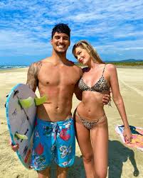 Gabriel is currently based in boulder, united states. Gabriel Medina Declares Himself To Jasmine Brunet After Criticism From His Mother And The Couple Receives Advice From Luisa Brunet Come Read On