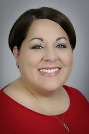 Amy Edwards, Director of Customer Service, is our most recent recipient of  the Quincy Medical Group Experience the Difference Award. Recipients of  this award live by the QMG Mission, Vision, and Values