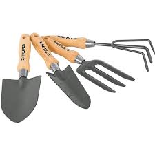 La mayor gama en leroy merlín. Kit Basico De Jardineria Grupo Viverista Mundo Verde