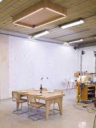 Mit diesem schönen und einfach zu häkelnden tischläufer hat man immer auch ein kleines. Ein Fliegender Tisch Furs Homeoffice Ubm Magazin