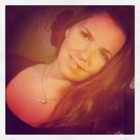 Ashley Ipock's Instagram, Twitter & Facebook