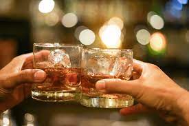Despite being low in calories, sugar, and fat, this recipe is still pretty 'merican thanks to the splashof bourbon whiskey. Calories In Bourbon Can Drinking Whiskey Help You Lose Weight