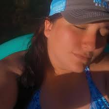 What are the favorite places to eat in New Castle Indiana?