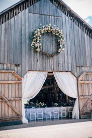 Then a barn wedding venue is right up your alley. 32 Beautiful Farm Barn Wedding Venues For Your Wedding To Go Rustic