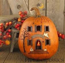 Deko Mit Kurbissen Im Herbst Uber 15 Dekoideen Fur Haus Und Garten Kurbis Dekorieren Gefullter Kurbis Halloween Selber Machen