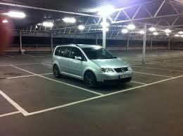 Prisen for testbilen er knap 374.000 kr. 2004 Touran 2 0 150hk Bensin Med Org Xenon Bil Selges Vw Audi Club Norwegen