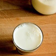 Ayran Turkisches Joghurtgetrank Kochdichturkisch Rezept Getranke Joghurt Lassi