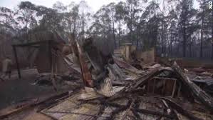 She lets me penetrate her mischievous but lovely anus. Emotional Moment Couple Returns To Home Damaged In Fires Cnn Video