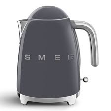 What's more, if you spend over. Smeg Retro Kettle 1 7 Litre Yuppiechef