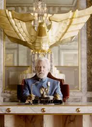 Coriolanus snow is a native of the capitol and is the tyrannical and ruthless president of panem although carrying the title of president, it is unknown if he was elected to the position democratically. President Snow In Mockingjay Part 1 Hunger Games Hunger Games Movies Hunger Games Mockingjay