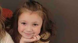 Fundraiser for Hannah Singleton by Ryli Schriever : Please help my little  cousin Isla out!