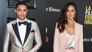 I've been out of the gossip game so long that i forgot minka kelly exists, but trevor noah clearly didn't. Trevor Noah Minka Kelly Are Reportedly Dating Hollywood Life