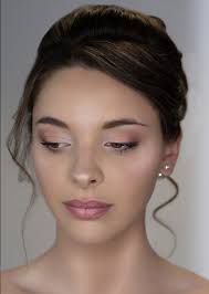 La coiffure de mariage : Salon Specialiste Coiffure Mariage Et Maquillage Mariage A Toulouse