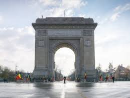 Născut la 5 aprilie 1933 la oradea, romulus vulpescu a fost poet, scriitor, traducător, editor și a fost căsătorit cu prozatoarea ileana vulpescu, cunoscută pentru romanul arta conversației. Y2hdcjqublijbm