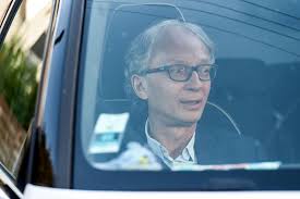 Hubert caouissin s'est rendu le 16 février au domicile de la famille troadec, à orvault, au nord de nantes. Affaire Troadec Cinq Heures De Reconstitution Dans La Maison Familiale