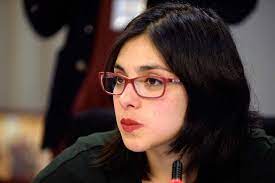 Actual secretaria general de las juventudes comunistas de chile. Karol Cariola Pc No Me Arrepiento De Lo Que He Defendido Pero Siempre Pueden Haber Mejores Formas La Tercera