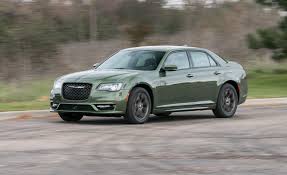 Red Chrysler 300s Wallpaper Picserio Picserio Com