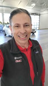 Erick Lind with Snell Motors