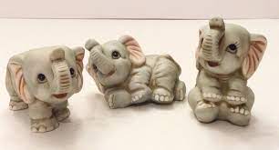 Home interiors wall hanging silver vase with grape decor. Vintage Set Of 3 Homco Baby Elephant Figurines Decoration Elephant Figurines Baby Elephant Elephant