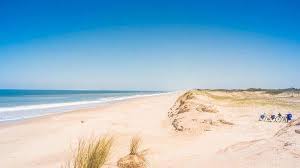 Und dessen polizeistation.rechts daneben, hinter den bäumen:. Die 30 Schonsten Strande In Uruguay Costa Kreuzfahrten