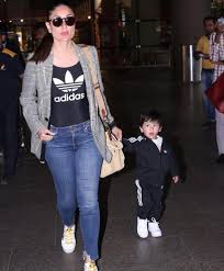 Kareenakapoor With Taimuralikhan Spotted At The Airport Follow Bollywoodcurrent Insta Bollywo Karena Kapoor Black Adidas Tracksuit Kareena Kapoor Khan