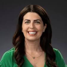 Robin Hazlett's Instagram, Twitter & Facebook