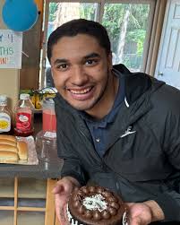 Stephanie Squires (@Steph_Squires)