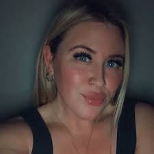 Abby Schreck (@abbymarie_s)