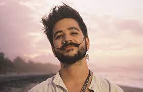 A pesar de no haber sido bien recibida su canción machu picchu, el cantante colombiano camilo sigue dando que hablar, pero esta vez con el estreno de su segundo álbum titulado mis manos, que. Camilo Dara Concierto En Vivo Por Tiktok Como Y Cuando Verlo La Noticia