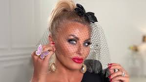 56,482 likes · 98 talking about this. Dagmara Kazmierska W Butach Od Evy Minge Obcas Pl