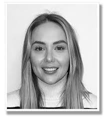 Lara Sands's Instagram, Twitter & Facebook