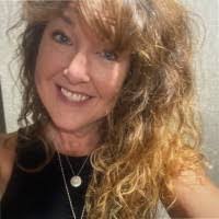 Terri Carver's Instagram, Twitter & Facebook