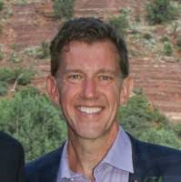 Robert Thomasson's Instagram, Twitter & Facebook