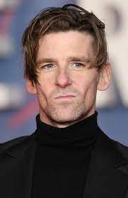 Anderson begann seine schauspielkarriere 2005 als er einen gastauftritt in der serie doctor who hatte. ä¿ç½— å®‰å¾·æ£® Paul Anderson å›¾ç‰‡ Paul Anderson Peaky Blinders Actors Peaky Blinders