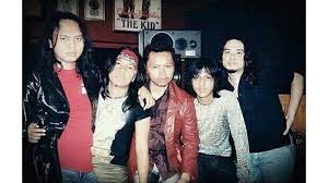 Lirik Dan Chord Kunci Gitar Mungkinkah Stinky Mungkinkah Kita Kan S Lalu Bersama Walau Tribun Ternate